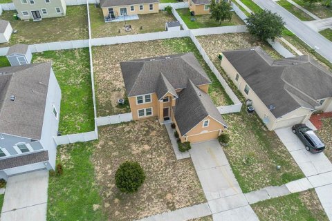 House in Dundee, Florida 5 bedrooms, 233 sq.m. № 1767060 - photo 29