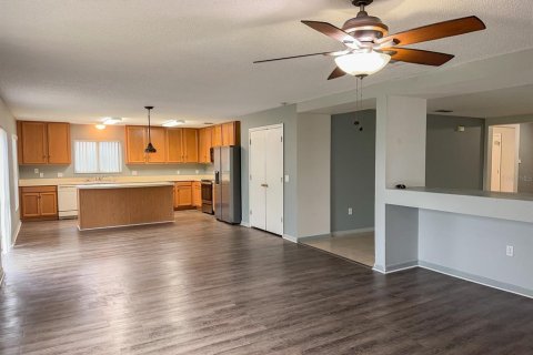 Villa ou maison à vendre à Kissimmee, Floride: 3 chambres, 173.36 m2 № 1842127 - photo 8