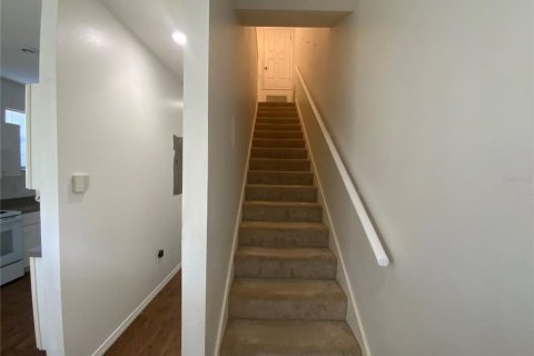 Touwnhouse à louer à Tampa, Floride: 2 chambres, 115.38 m2 № 2386518 - photo 7
