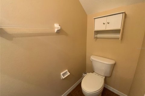 Touwnhouse à louer à Tampa, Floride: 2 chambres, 115.38 m2 № 2386518 - photo 14