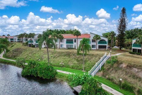 Copropriété à vendre à Sebring, Floride: 2 chambres, 74.32 m2 № 2215487 - photo 4