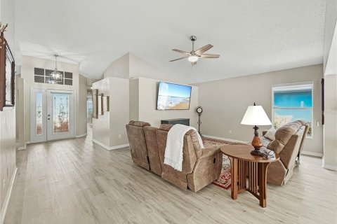 Casa en venta en Sun City Center, Florida, 3 dormitorios, 184.5 m2 № 2151206 - foto 11