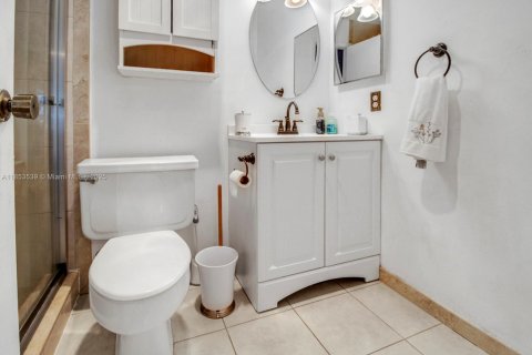 Copropriété à vendre à Pembroke Pines, Floride: 2 chambres, 112.78 m2 № 1928556 - photo 13