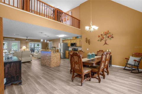 House in Homosassa, Florida 3 bedrooms, 191.38 sq.m. № 2110334 - photo 7
