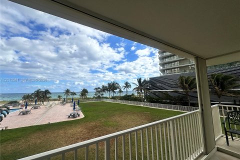 Copropriété à louer à Pompano Beach, Floride: 2 chambres, 105.91 m2 № 2076654 - photo 21