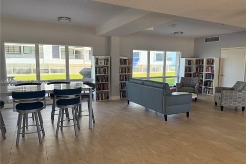 Copropriété à louer à Pompano Beach, Floride: 2 chambres, 105.91 m2 № 2076654 - photo 26