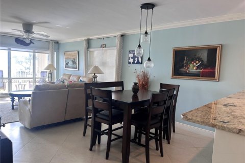 Copropriété à louer à Pompano Beach, Floride: 2 chambres, 105.91 m2 № 2076654 - photo 6