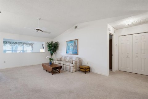 Casa en venta en Lakeland, Florida, 2 dormitorios, 155.61 m2 № 2228340 - foto 7