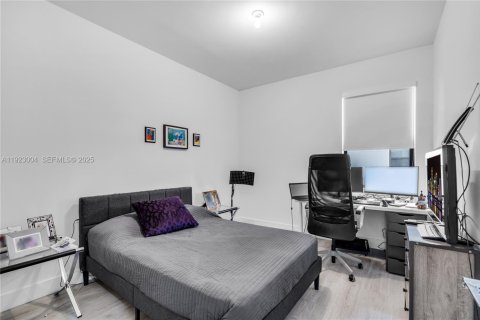 Casa en alquiler en Doral, Florida, 4 dormitorios, 265.98 m2 № 1982675 - foto 19