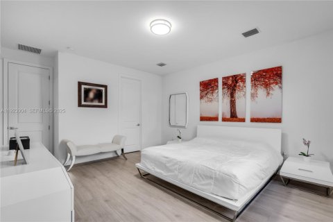 Casa en alquiler en Doral, Florida, 4 dormitorios, 265.98 m2 № 1982675 - foto 30