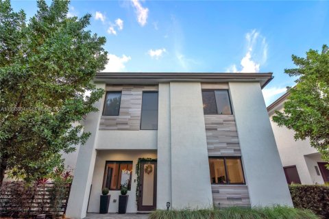 Casa en alquiler en Doral, Florida, 4 dormitorios, 265.98 m2 № 1982675 - foto 1