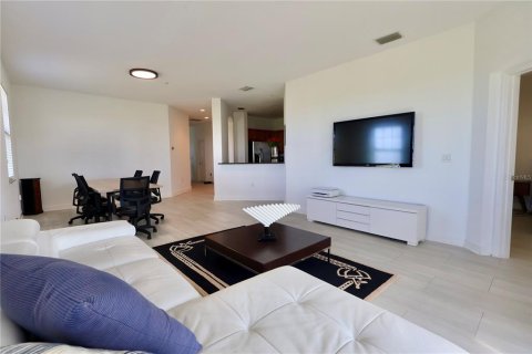 Copropriété à louer à Punta Gorda, Floride: 3 chambres, 152.73 m2 № 1790101 - photo 1