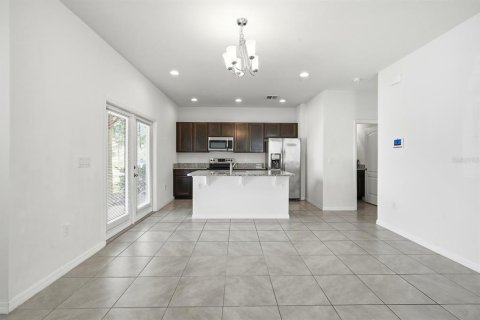 Townhouse in Port Orange, Florida 3 bedrooms, 153.1 sq.m. № 2097129 - photo 7