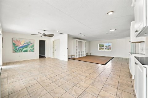 Casa en venta en Sun City Center, Florida, 3 dormitorios, 182.18 m2 № 2210051 - foto 11