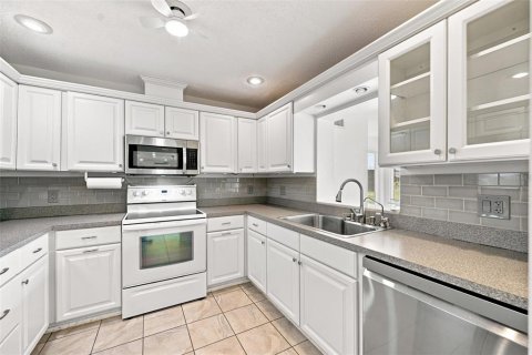 Casa en venta en Sun City Center, Florida, 3 dormitorios, 182.18 m2 № 2210051 - foto 24