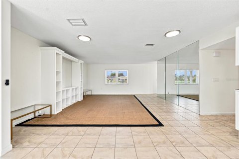 Casa en venta en Sun City Center, Florida, 3 dormitorios, 182.18 m2 № 2210051 - foto 6