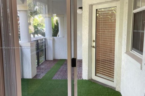 Condo in Aventura, Florida, 1 bedroom  № 1462980 - photo 14