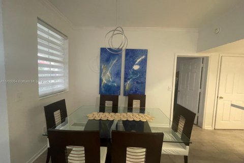 Condo in Aventura, Florida, 1 bedroom  № 1462980 - photo 9