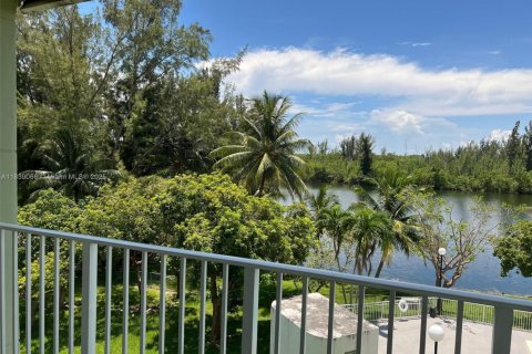 Condo in Cutler Bay, Florida, 1 bedroom  № 1825735 - photo 25