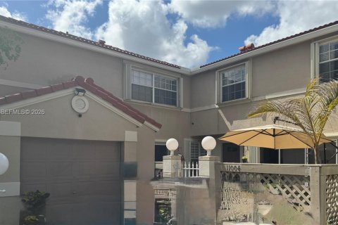 Townhouse in Cooper City, Florida 3 bedrooms, 154.78 sq.m. № 2073523 - photo 2