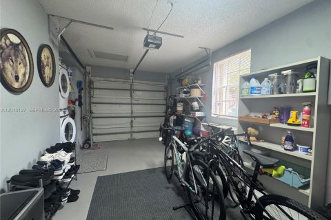 Townhouse in Cooper City, Florida 3 bedrooms, 154.78 sq.m. № 2073523 - photo 11