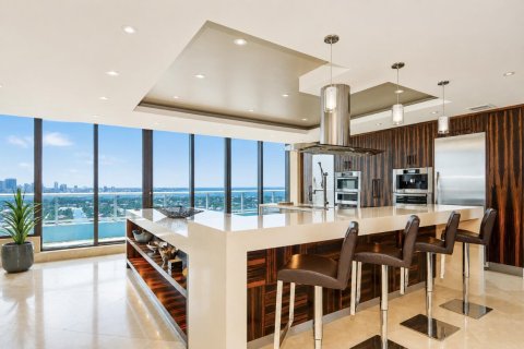 Condo in Fort Lauderdale, Florida, 3 bedrooms  № 2274688 - photo 7