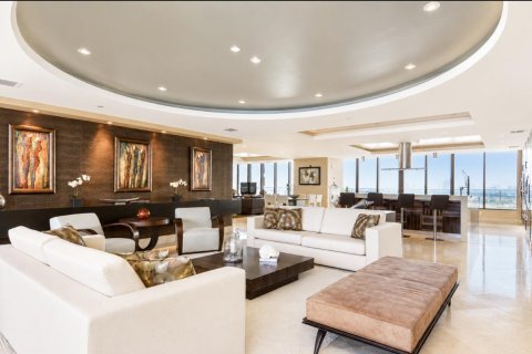 Condo in Fort Lauderdale, Florida, 3 bedrooms  № 2274688 - photo 12