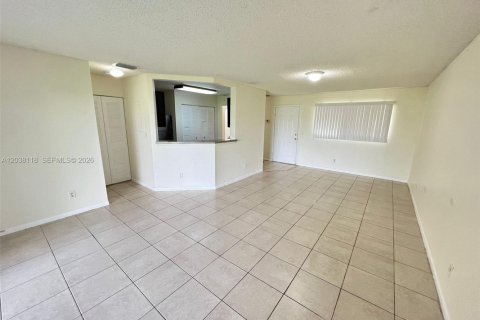 Copropriété à vendre à Oakland Park, Floride: 2 chambres, 94.76 m2 № 2087329 - photo 6