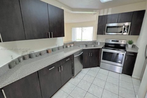 Copropriété à vendre à Oakland Park, Floride: 2 chambres, 94.76 m2 № 2087329 - photo 7