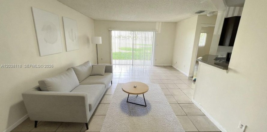 Condo à Oakland Park, Floride, 2 chambres  № 2087329