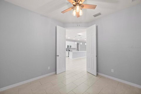 Villa ou maison à vendre à Punta Gorda, Floride: 3 chambres, 183.39 m2 № 2420610 - photo 16