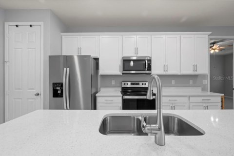 Villa ou maison à vendre à Punta Gorda, Floride: 3 chambres, 183.39 m2 № 2420610 - photo 12