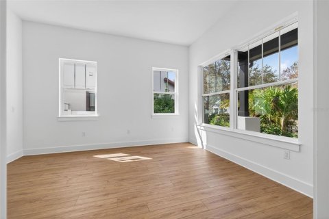 Villa ou maison à vendre à Saint Petersburg, Floride: 5 chambres, 281.59 m2 № 2092638 - photo 10