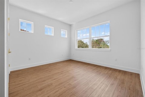 Villa ou maison à vendre à Saint Petersburg, Floride: 5 chambres, 281.59 m2 № 2092638 - photo 20