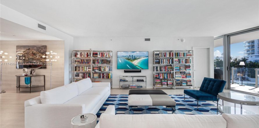 Condo à Miami Beach, Floride, 3 chambres  № 1715534