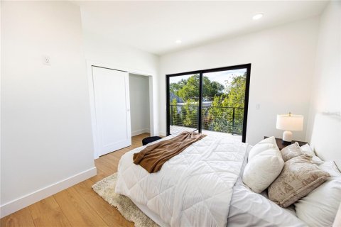 Casa en venta en Saint Petersburg, Florida, 3 dormitorios, 200.2 m2 № 2157606 - foto 29