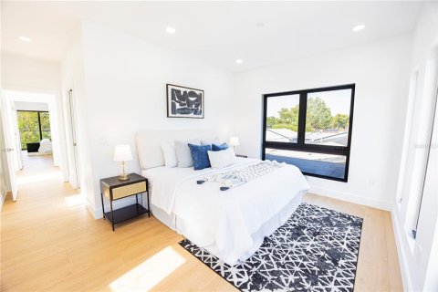 Casa en venta en Saint Petersburg, Florida, 3 dormitorios, 200.2 m2 № 2157606 - foto 23
