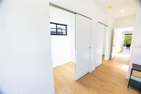 Casa en venta en Saint Petersburg, Florida, 3 dormitorios, 200.2 m2 № 2157606 - foto 24