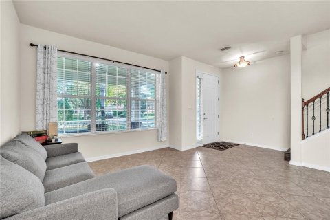 House in Orlando, Florida 4 bedrooms, 205.41 sq.m. № 1571831 - photo 6
