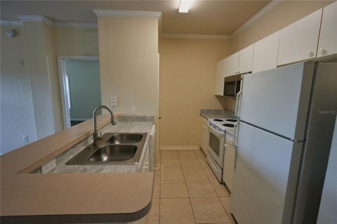 Condominio en alquiler en Orlando, Florida, 2 dormitorios, 101.36 m2 № 2167674 - foto 12