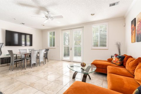 Adosado en alquiler en Fort Lauderdale, Florida, 4 dormitorios, 223.89 m2 № 2146433 - foto 6