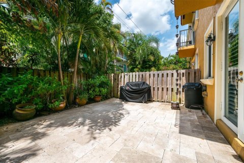 Adosado en alquiler en Fort Lauderdale, Florida, 4 dormitorios, 223.89 m2 № 2146433 - foto 29
