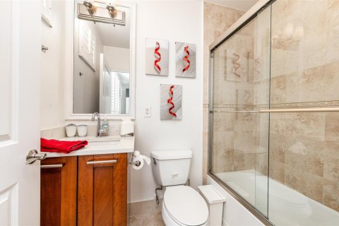 Adosado en alquiler en Fort Lauderdale, Florida, 4 dormitorios, 223.89 m2 № 2146433 - foto 14