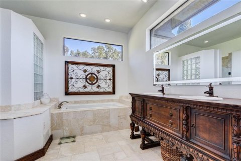 Villa ou maison à vendre à San Antonio, Floride: 5 chambres, 356.37 m2 № 2401045 - photo 29