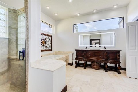 Villa ou maison à vendre à San Antonio, Floride: 5 chambres, 356.37 m2 № 2401045 - photo 28