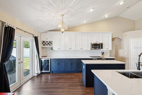 House in Spring Hill, Florida 4 bedrooms, 181.62 sq.m. № 1654306 - photo 21