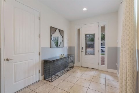 Casa en venta en Kissimmee, Florida, 8 dormitorios, 316.98 m2 № 1773885 - foto 2