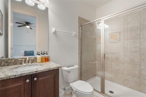 Casa en venta en Kissimmee, Florida, 8 dormitorios, 316.98 m2 № 1773885 - foto 24