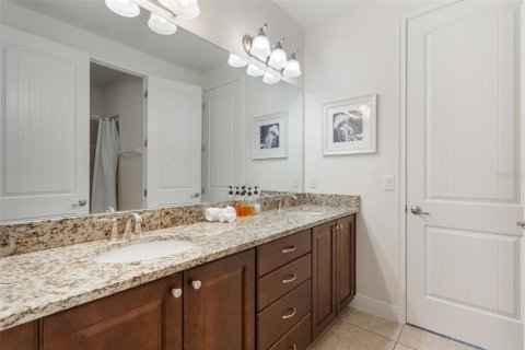 Casa en venta en Kissimmee, Florida, 8 dormitorios, 316.98 m2 № 1773885 - foto 20
