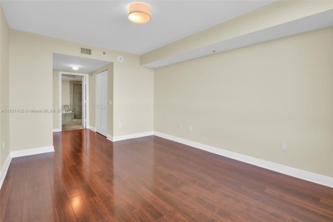 Copropriété à vendre à Sunrise, Floride: 2 chambres, 108.23 m2 № 1798999 - photo 27